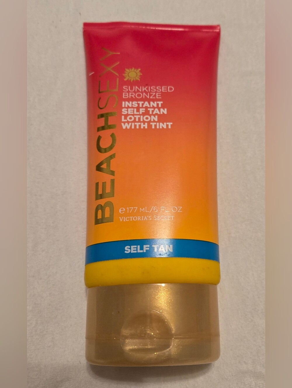 Victoria's Secret BeachSexy Instant Self Tan Lotion W/Tint Sunkissed Bronze 6 Oz